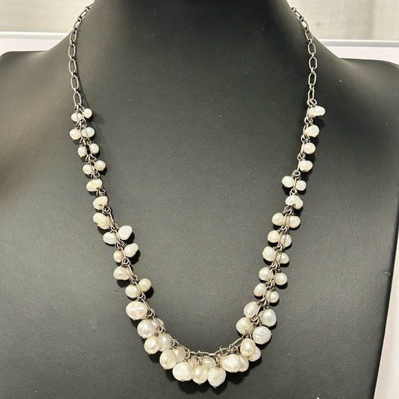 Silpada N1723 925 Sterling Silver freshwater pearl cluster necklace #0079 - Picture 1 of 7